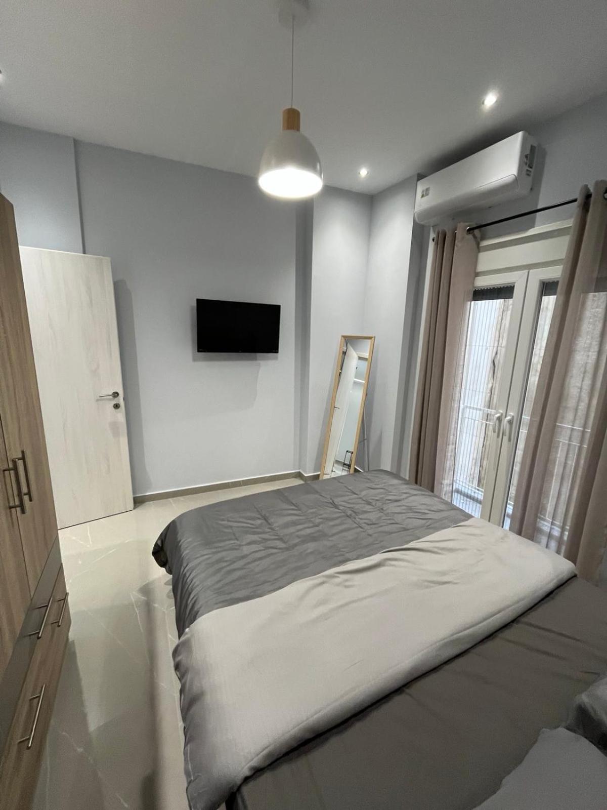 Appartamento Urban Rotonda Retreat In The City Center! Salonicco Esterno foto